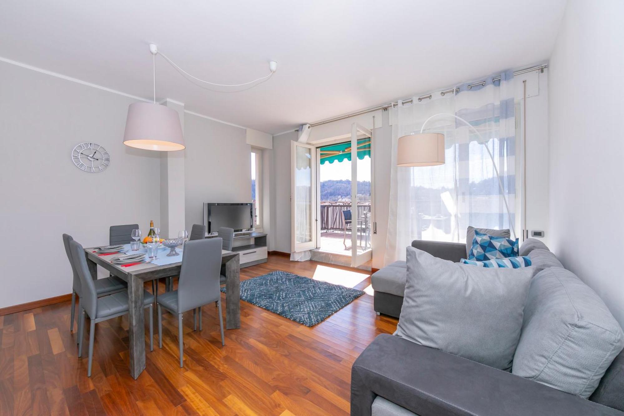 Appartamento Il Golfo Lake View - Happy Rentals Laveno Exterior foto